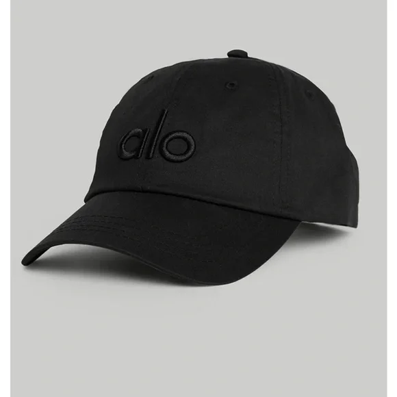 ALO Yoga Off-Duty Cap in Black - Picture 1 of 8